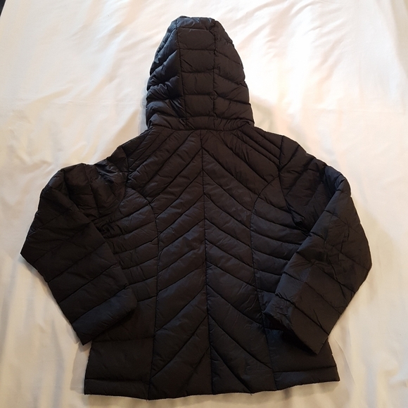 Sugarfly girls size Large hooded down  jacket, light weight purple & bla… - Picture 2 of 5